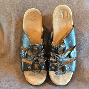 Dansko Women's Black Leather Sandals
